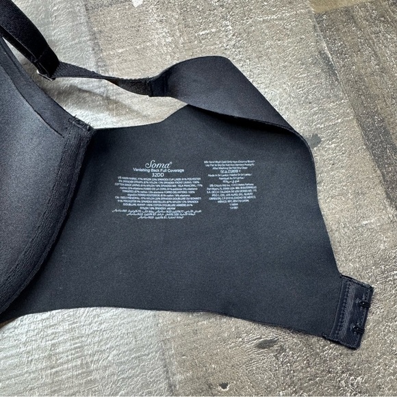 Soma Black Vanishing Back Full Coverage Bra with Seamless Design 32DD - Picture 8 of 9